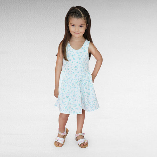 VESTIDO BTWEEN  CON VISERA Y CANGURERA